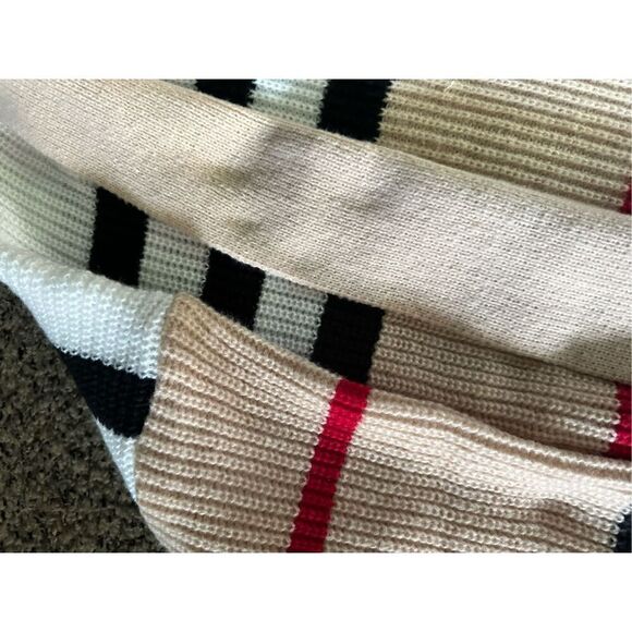 NWOT beautiful, long, heavy sweater/cardigan￼. Acrylic. Tag says XXL but fits mo - Picture 12 of 15